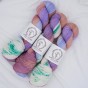 Trzy motki wielokolorowej, nakrapianej włóczki La Bien Aimee Merino Super Sock kolor Liesl