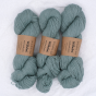 Trzy precle zgaszonej, morskiej włóczki Vuonue Wilhelmi w odcieniu Light blue/green
