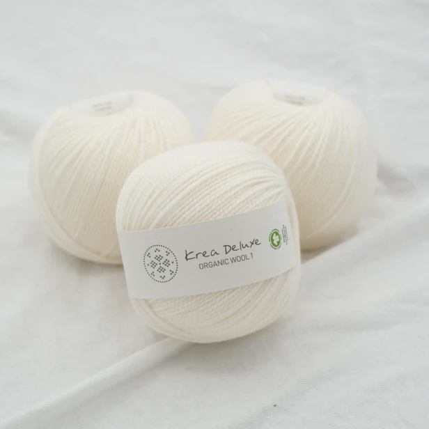 wloczka-merino-krea-deluxe-50g-naturalna-biel-2.webp