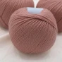 wloczka-merino-krea-deluxe-50g-cieply-roz-2.webp