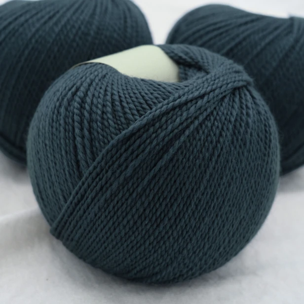 wloczka-merino-krea-deluxe-50g-ciemnoniebieski.webp