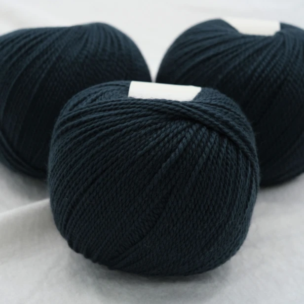 wloczka-merino-krea-deluxe-50g-granatowy-2.webp