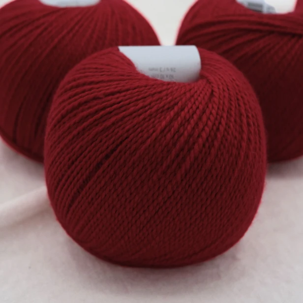 wloczka-merino-krea-deluxe-50g-czerwony-2.webp