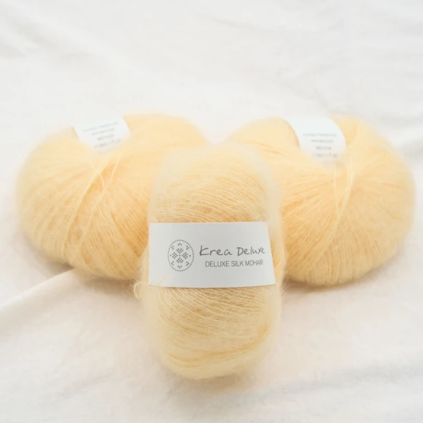 wloczka-deluxe-silk-mohair-krea-deluxe-20g-jasny-zolty.webp