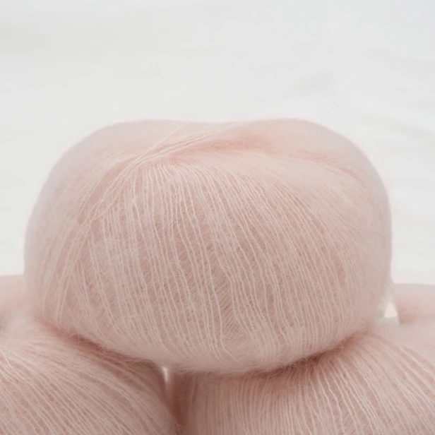 wloczka-deluxe-silk-mohair-krea-deluxe-20g-jasny-roz-2.webp