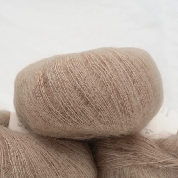 wloczka-deluxe-silk-mohair-krea-deluxe-20g-pudrowy-2.webp