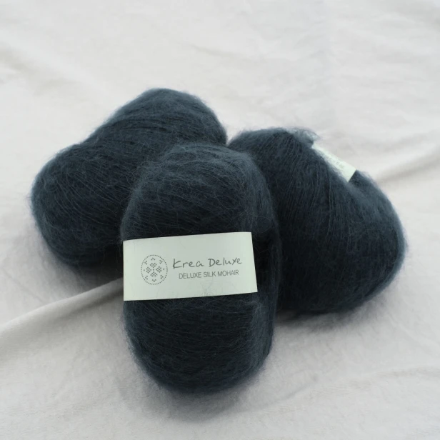 wloczka-deluxe-silk-mohair-krea-deluxe-20g-granatowy.webp