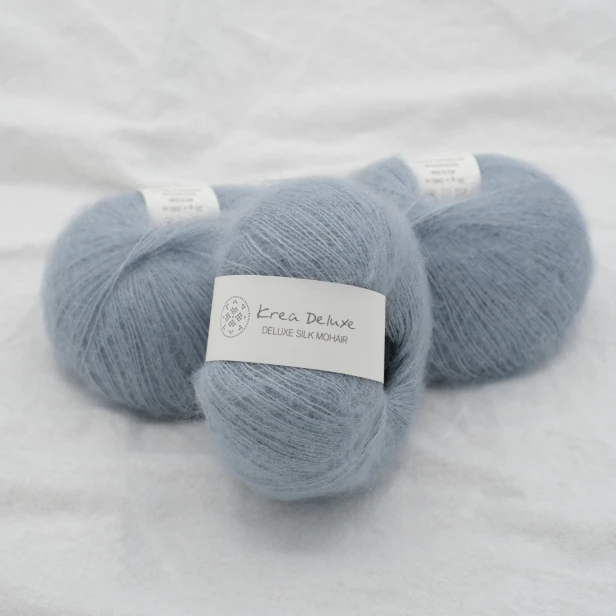 wloczka-deluxe-silk-mohair-krea-deluxe-20g-jasny-zgaszony-niebieski.webp
