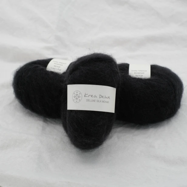 wloczka-deluxe-silk-mohair-krea-deluxe-20g-czarny.webp