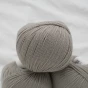 wloczka-merino-krea-deluxe-50g-jasny-szary-2.webp