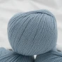 wloczka-merino-krea-deluxe-50g-zgaszony-jasnoniebieski-2.webp