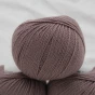 wloczka-merino-krea-deluxe-50g-stonowany-lawendowy-2.webp
