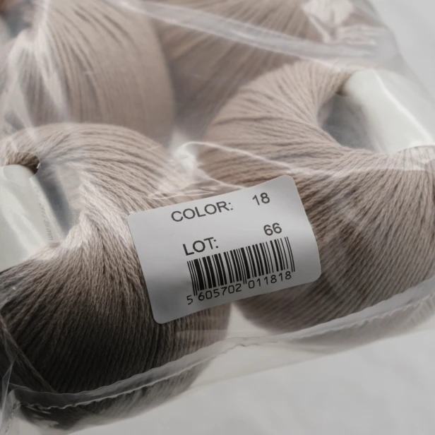 wloczka-cotton-krea-deluxe-50g-delikatny-szarobrazowy.webp
